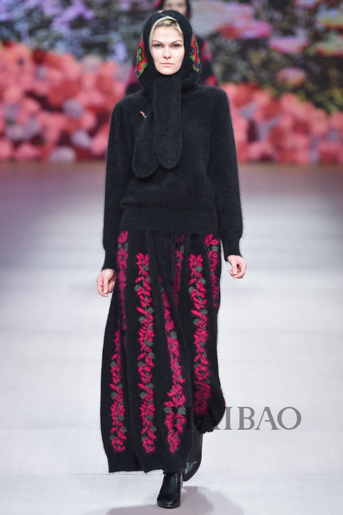 大咖 她們?cè)诒本┙艘蛔ê?告訴你玫瑰也能穿上身